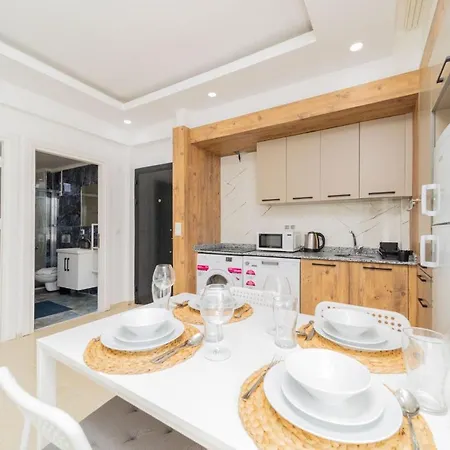 Furnished Flat With Shared Pool In Antalya *