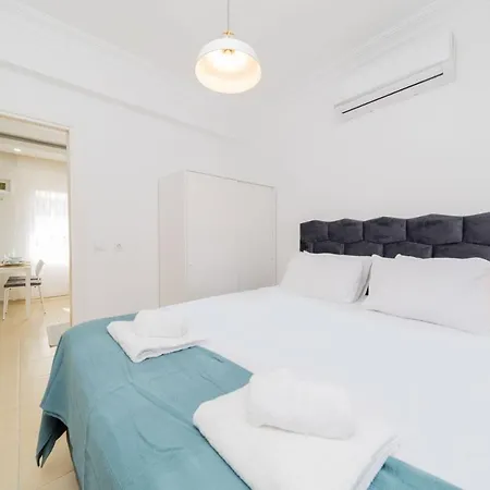 Furnished Flat With Shared Pool In Antalya Apartament