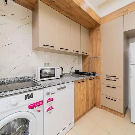 Furnished Flat With Shared Pool In Antalya Apartment